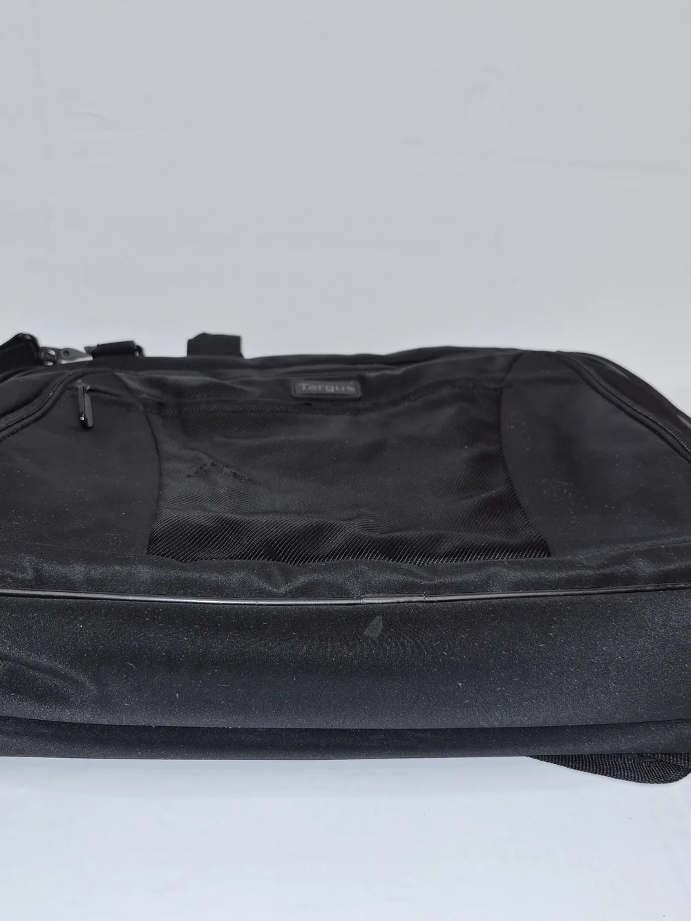 Targus Black Laptop Briefcase - Padded Messenger Bag